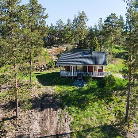 Villa Lomahyppaeys Naantali Esterno foto