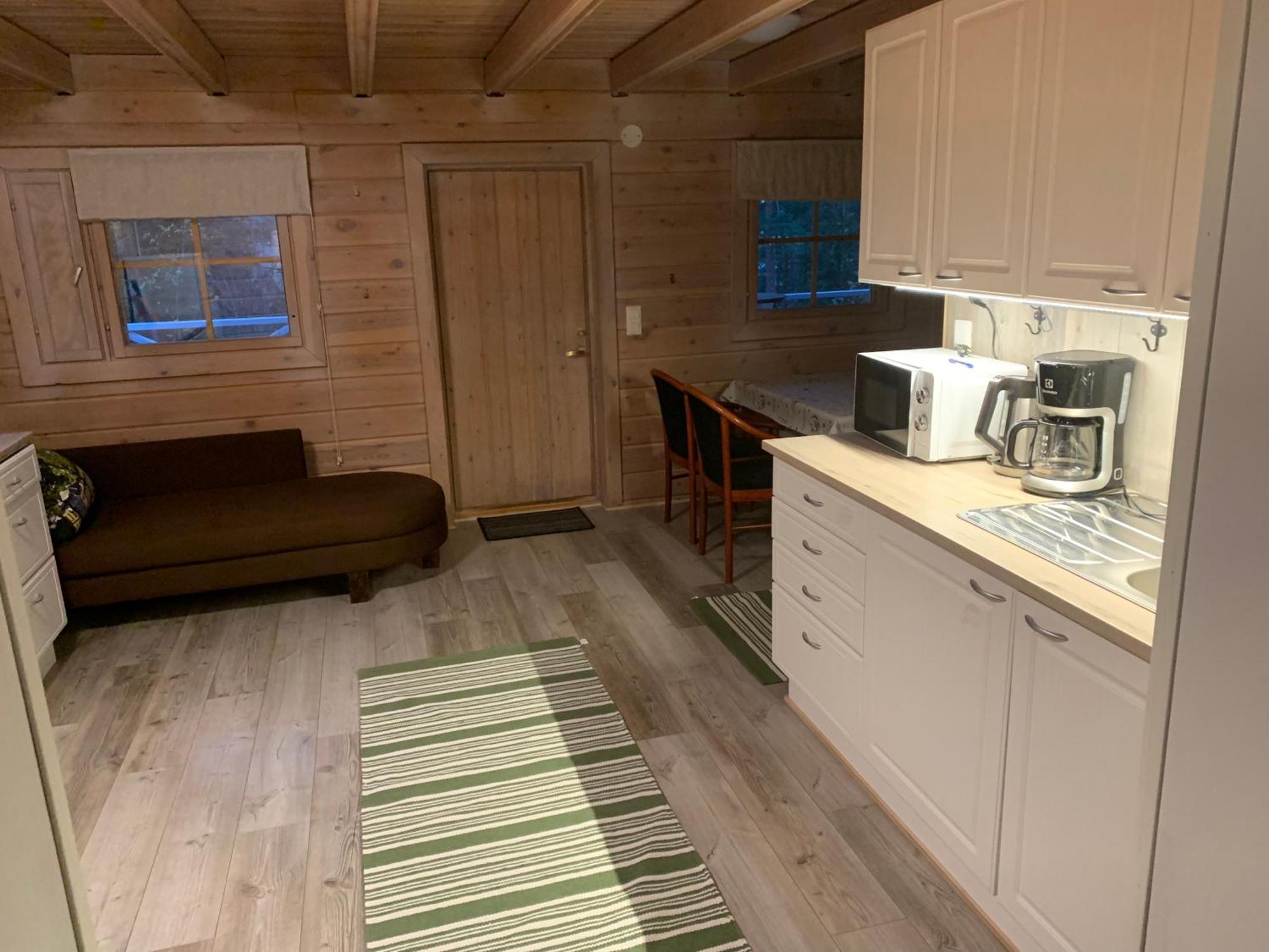 Villa Lomahyppaeys Naantali Esterno foto