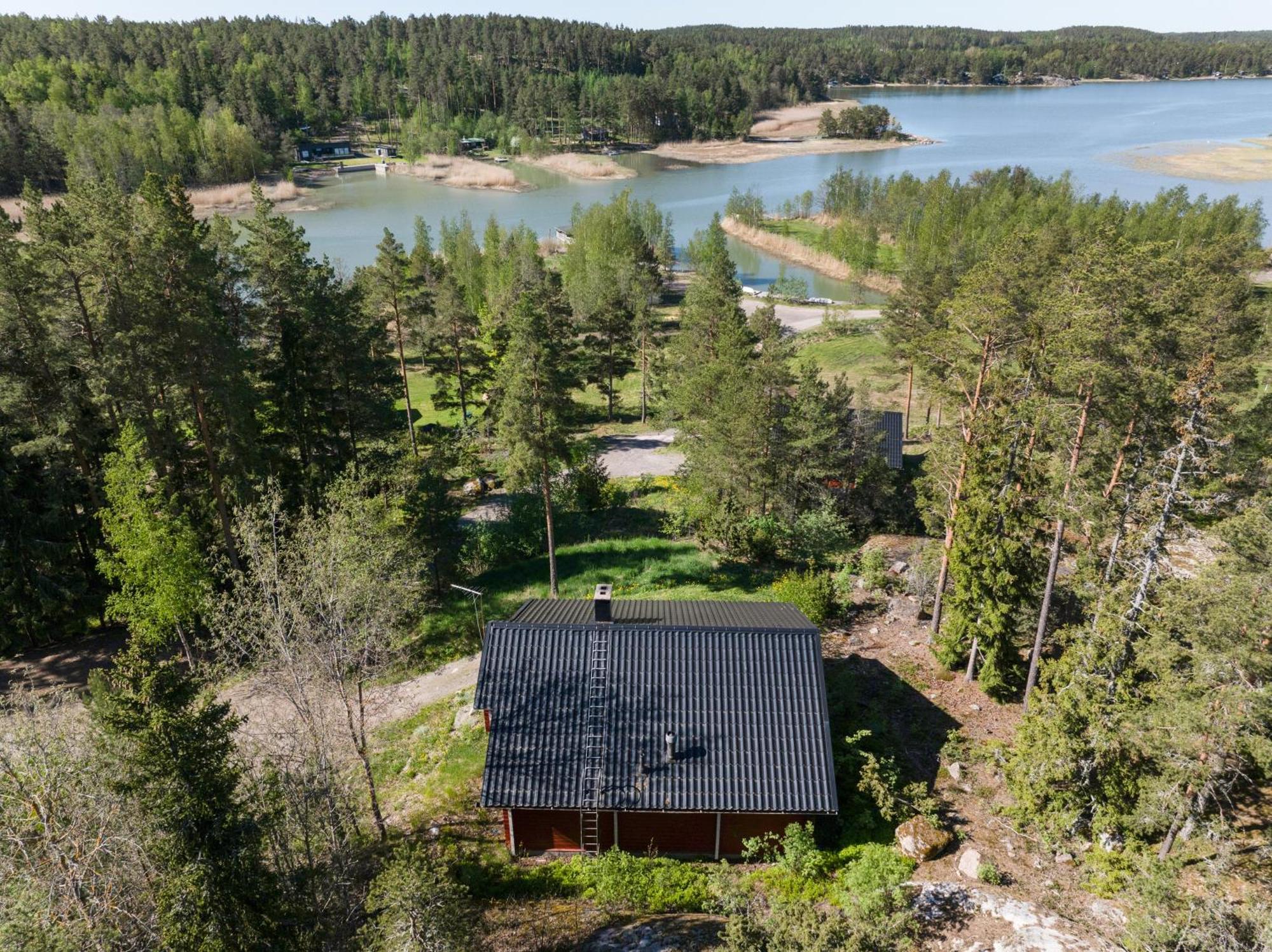 Villa Lomahyppaeys Naantali Esterno foto