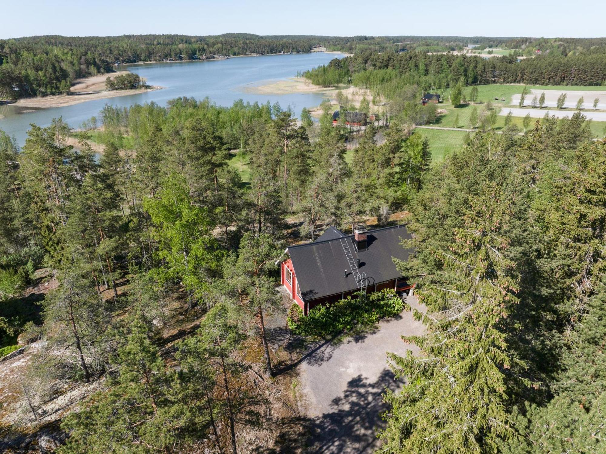 Villa Lomahyppaeys Naantali Esterno foto