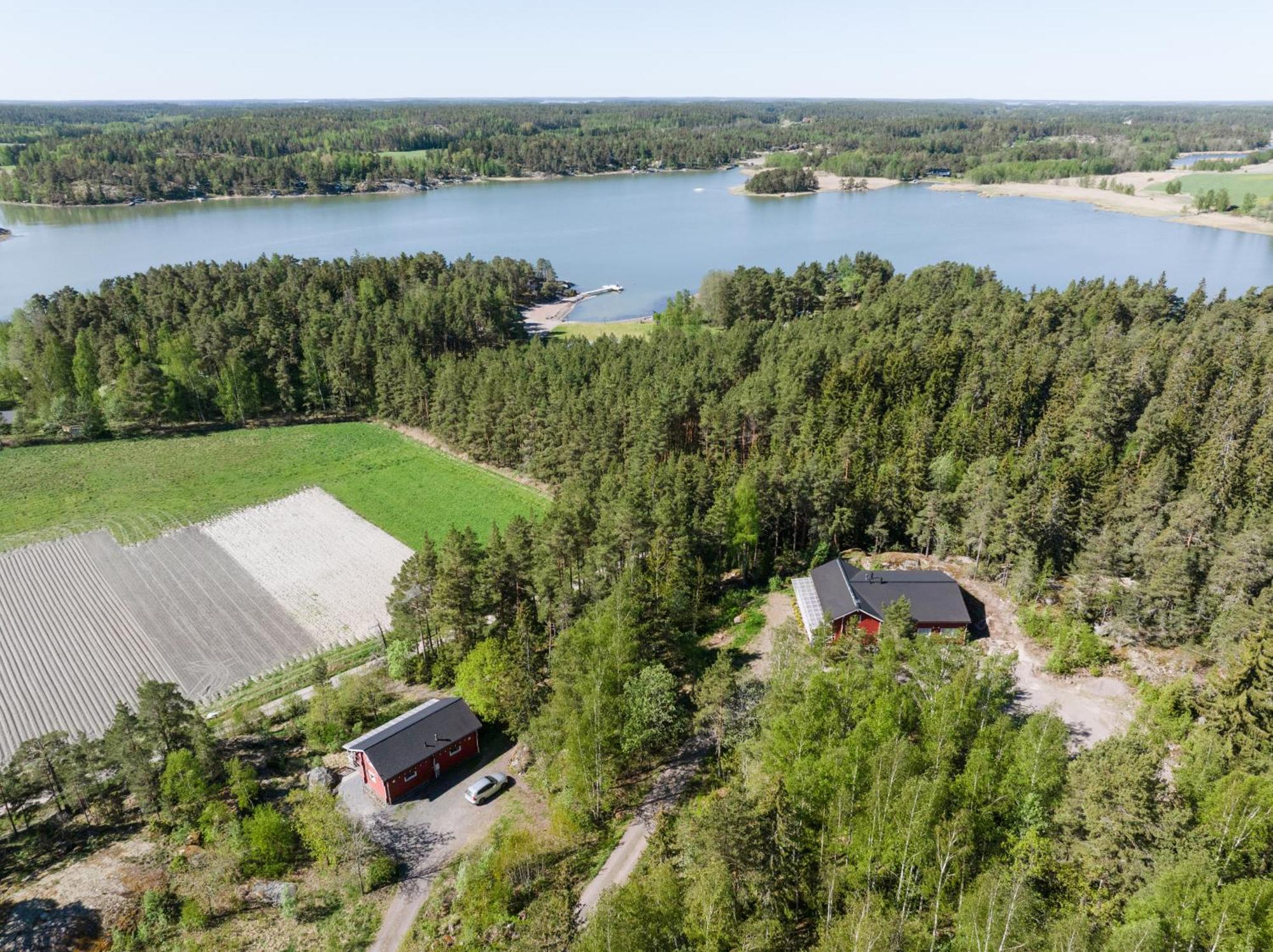 Villa Lomahyppaeys Naantali Esterno foto