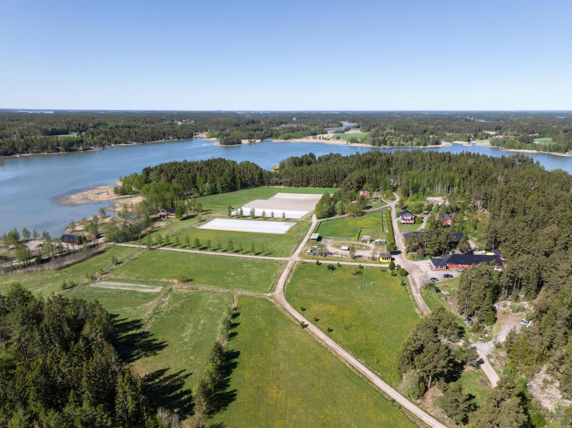 Villa Lomahyppaeys Naantali Esterno foto